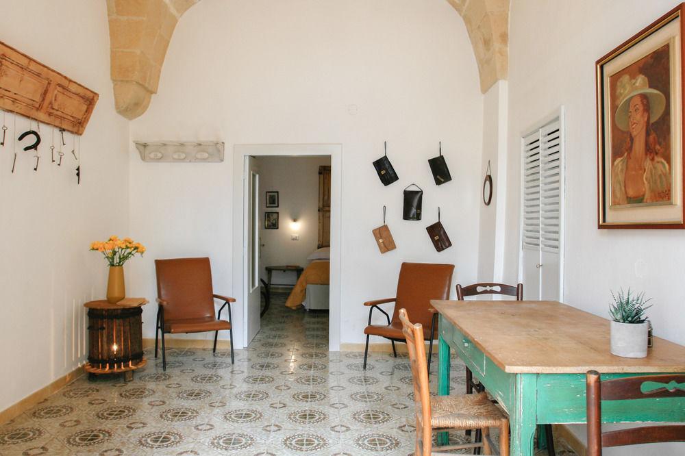 Sacre Bleu Apartments Lecce Exteriör bild