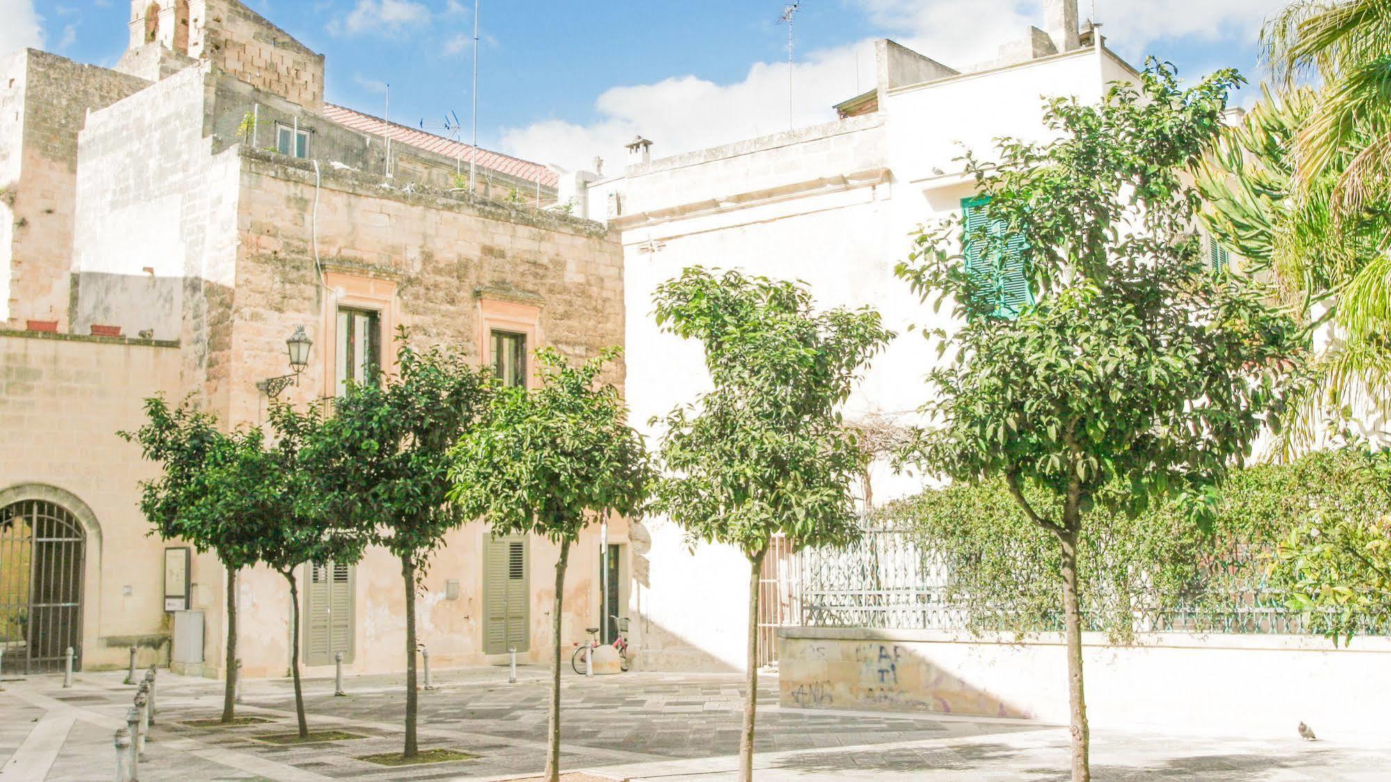 Sacre Bleu Apartments Lecce Exteriör bild