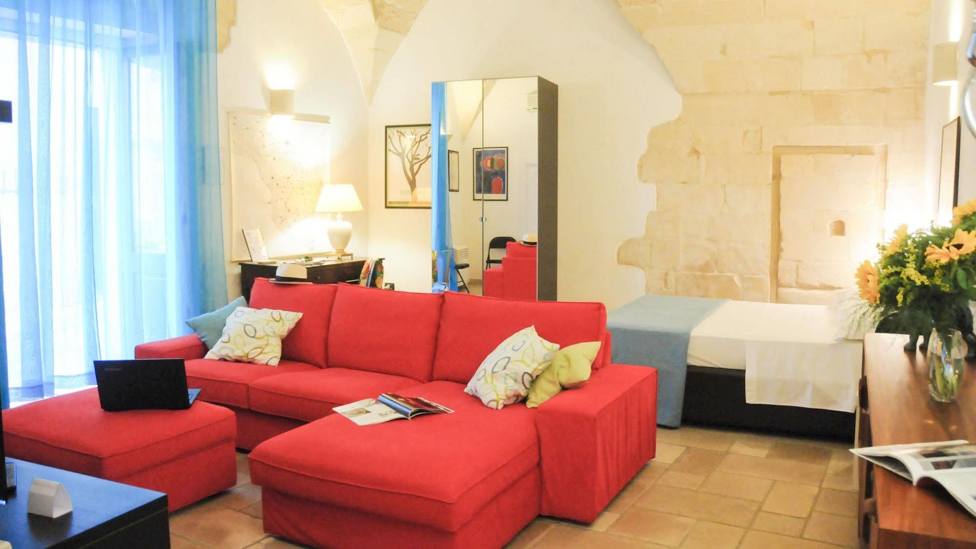Sacre Bleu Apartments Lecce Exteriör bild